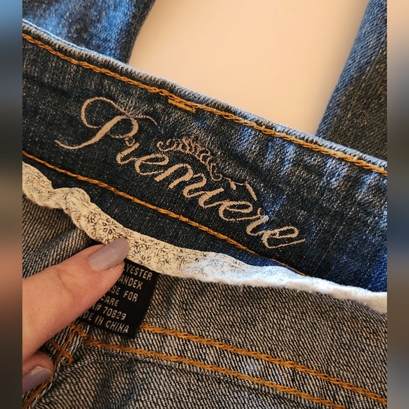 Premiere Distressed Flared Size 1 Jeans - Picture 14 of 14